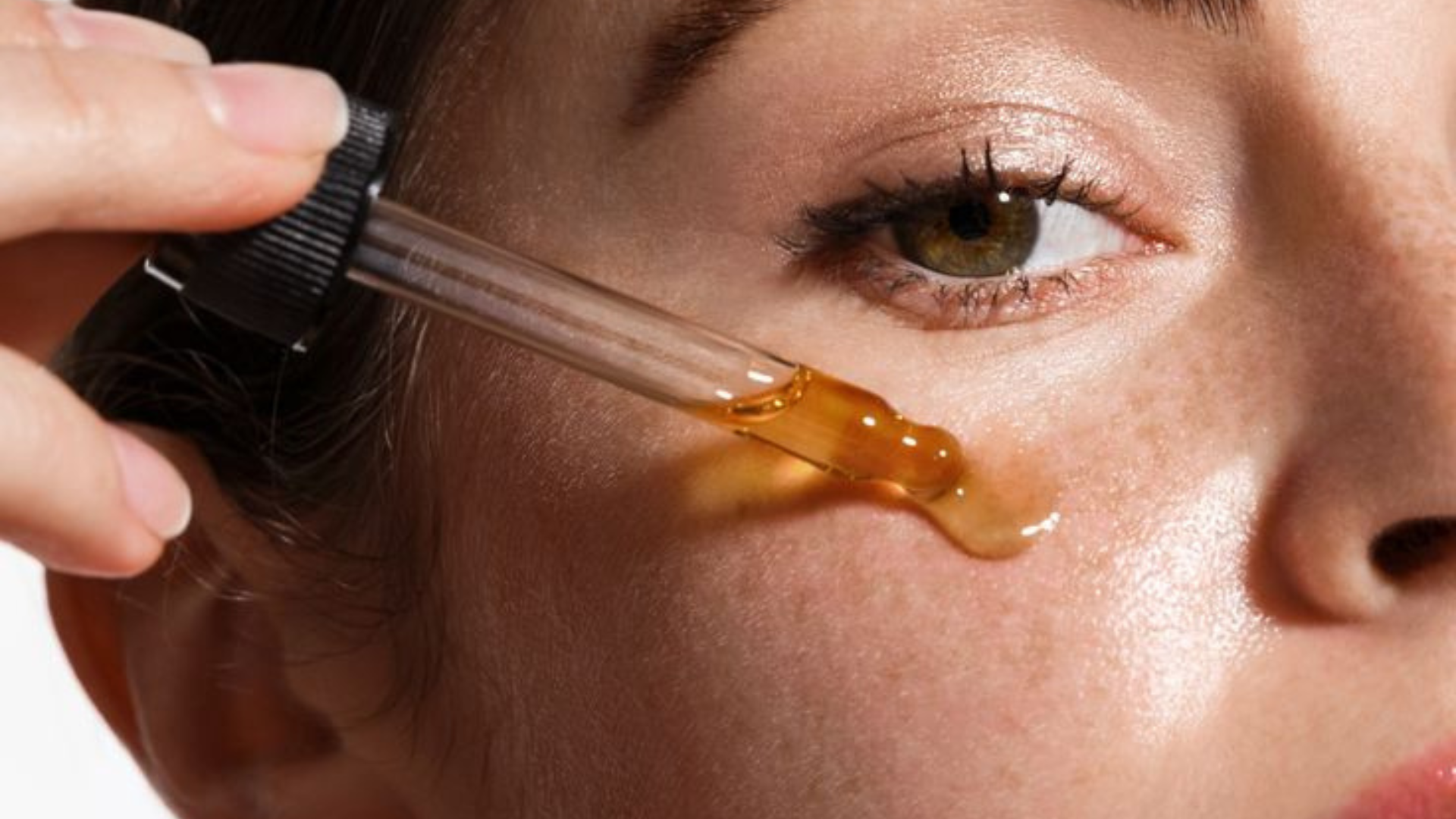 Najbolji serumi s vitaminom C: Top 3 izbora za blistavu i ujednačenu kožu